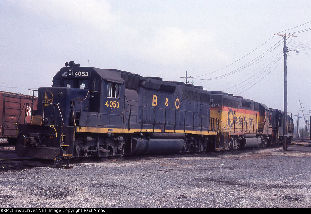 BO 4053 BO 4053  Showing signs of being temporarily leased to the ATSF in 1979-1980 and temporarily renumbered to BO 9053 and back to BO 4053 when the lease ended  Chase photo Willard, OH Unknown date